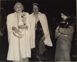 20140926_weegee_03_fashionable