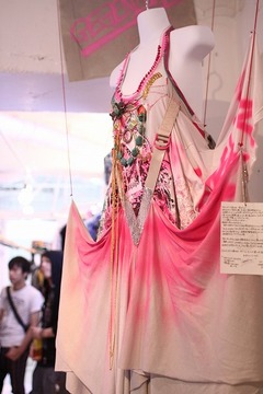 hiro exhibition candy