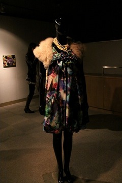 RITSUKO SHIRAHAMA 09 A/W Collection