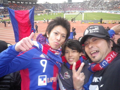2011JAN01 040