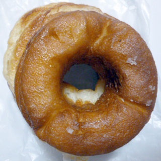 「FREDS」のパン