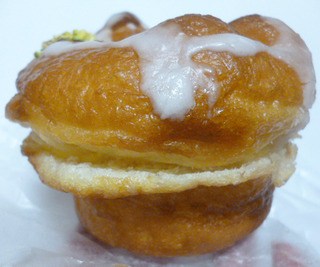 「FREDS」のパン