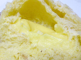 「FREDS」のパン