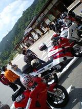 26a8b4b9.jpg