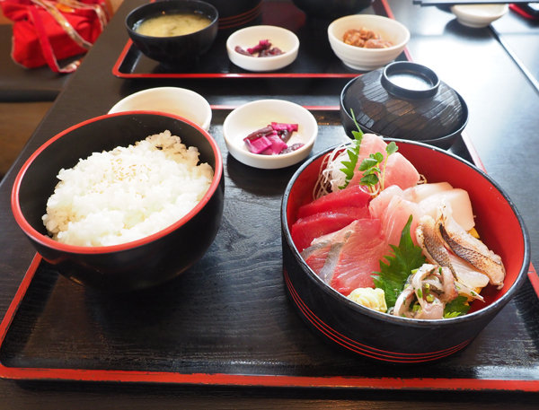 三浦のマグロP6281792