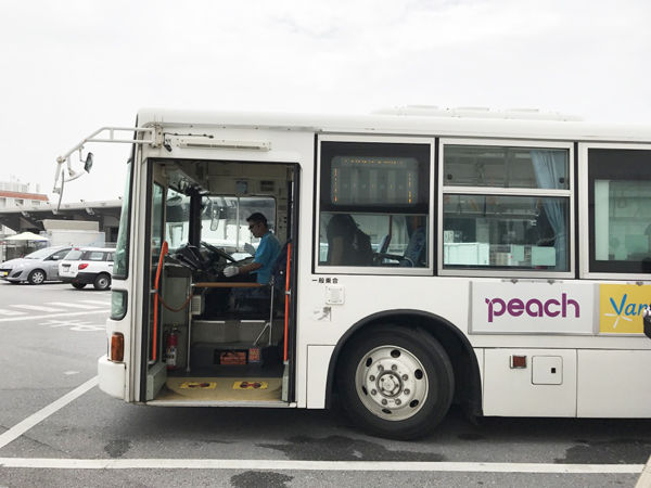 那覇乗り継ぎバス