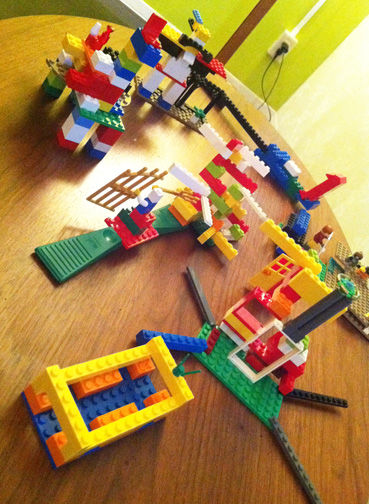 LEGO²ñ £±£°²¯Ç¯¸å¡©¤ÎÀ¸Êª