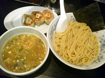 大勝軒まるいち