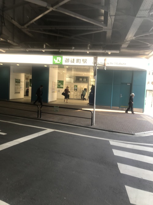 0F2298D1-057B-40CD-BA1D-FD87DD58DE05