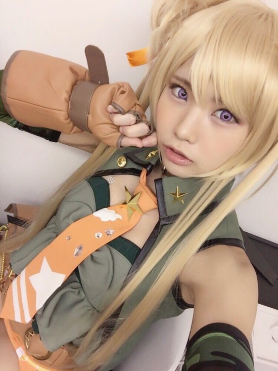 自称カリスマのコスレイヤーえなこ3