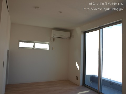 PC282058
