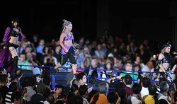 180826-1004