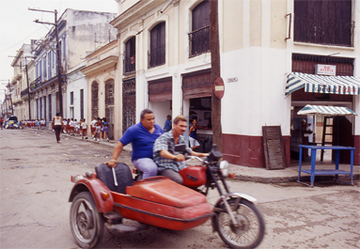 2001-CUBA-6