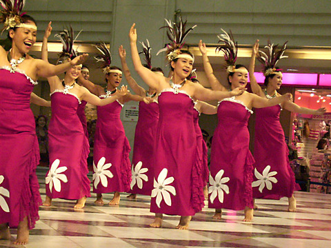 hula12-04