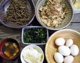 朝食