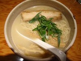 臥龍24