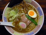 三三五