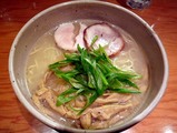 臥龍12