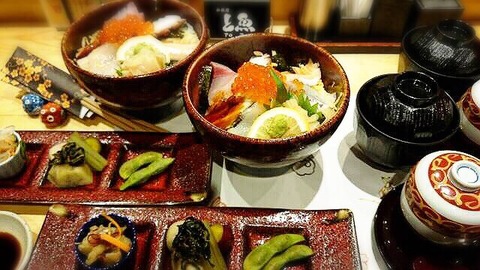 海鮮丼