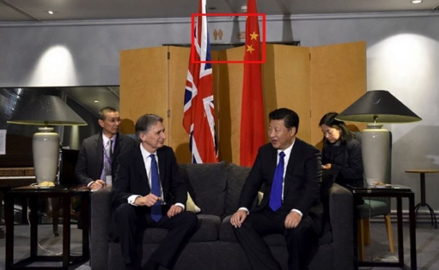 【中国発狂】 英中首脳会談、なんと 議 事 堂 ト イ レ 前 で行われていた事が判明ｗｗｗｗｗｗｗ 英国メディアが公開した画像が ヤ バ 過 ぎ る！！！ 習近平の表情ｗｗｗｗｗｗ