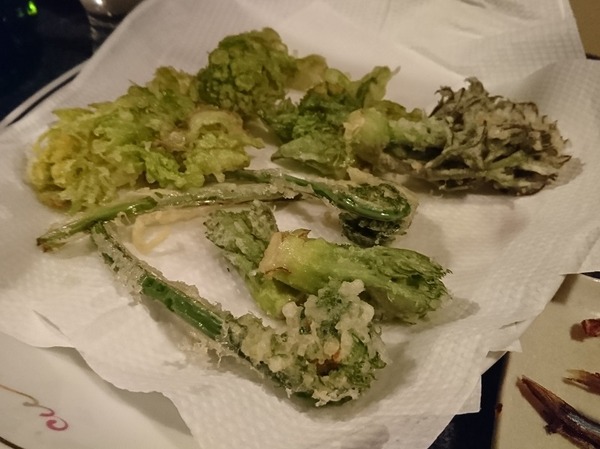 山菜の天ぷら、１段。