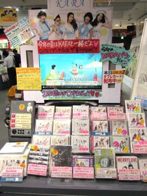 GENIC 金谷鞠杏 タワレコ タワーレコード パネル GENIC 金谷鞠杏 タワレコ タワーレコード パネル GENIC×TOWER