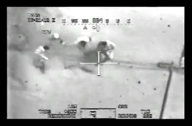 米軍ヘリによるイラク民間人射殺の光景