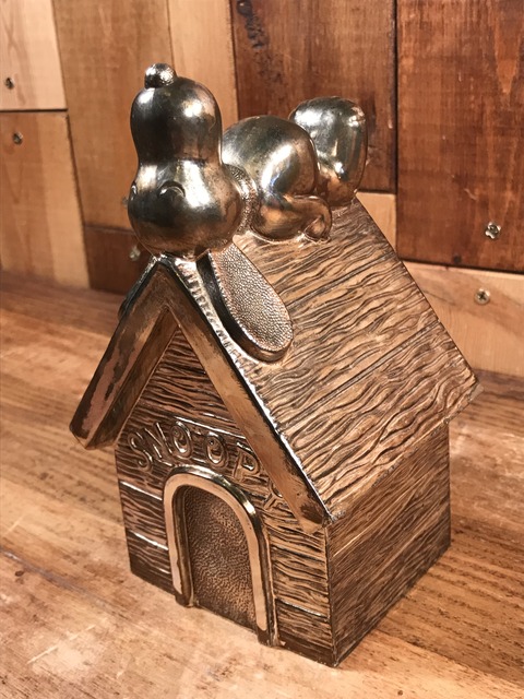 Vintage Peanuts Snoopy Metal Coin Bank (2)