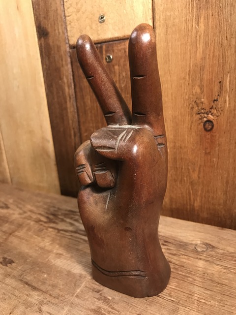 vintage wooden peace sign figurine (49)