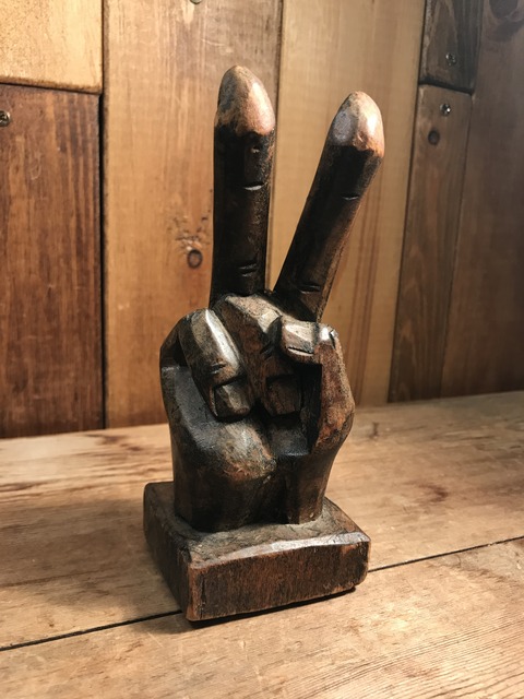 vintage wooden peace sign figurine (72)