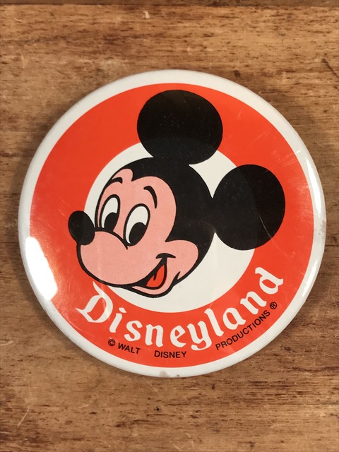 Vintage Disneyland Mickey Mouse Metal Pinback (39)