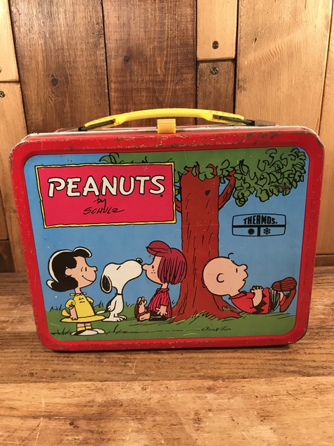 Vintage Thermos Peanuts Snoopy Metal Lunch Box (1)