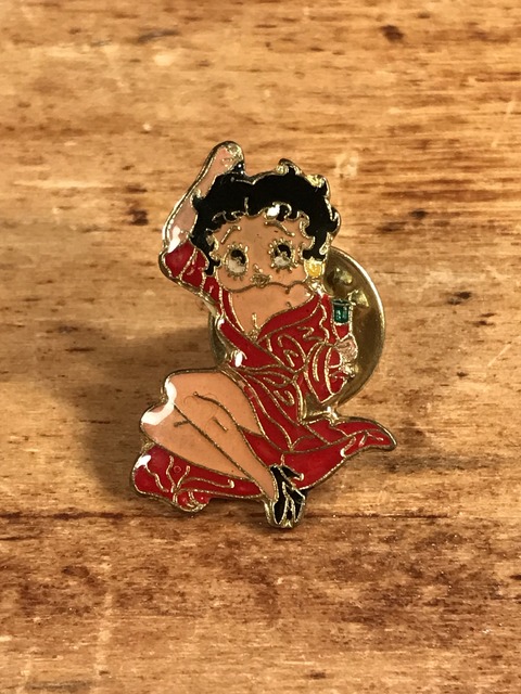 Vintage Betty Boop Enamel Pins (1)