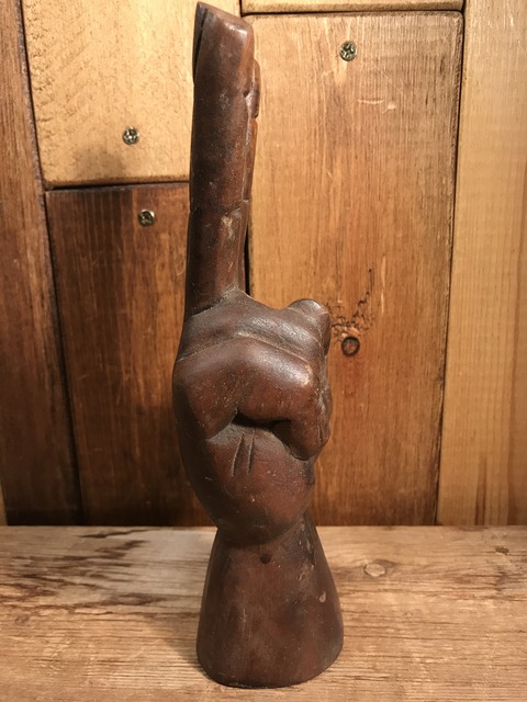 vintage wooden peace sign figurine (30)