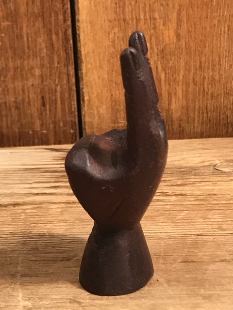 vintage wooden peace sign figurine (97)