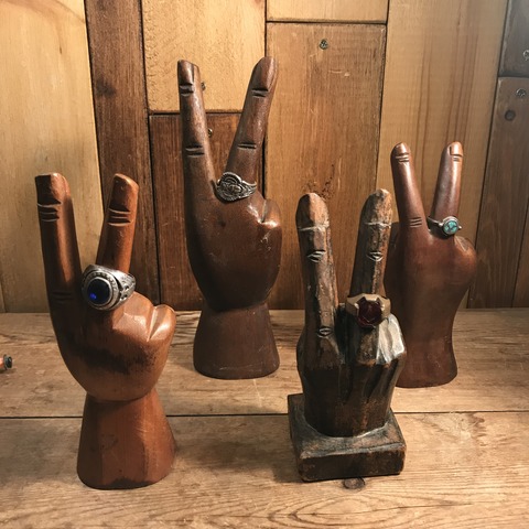 vintage wooden peace sign figurine (123)