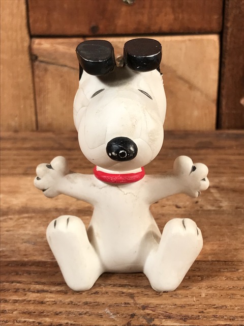 Vintage Peanuts Snoopy “Handstand” PVC Figure (1)