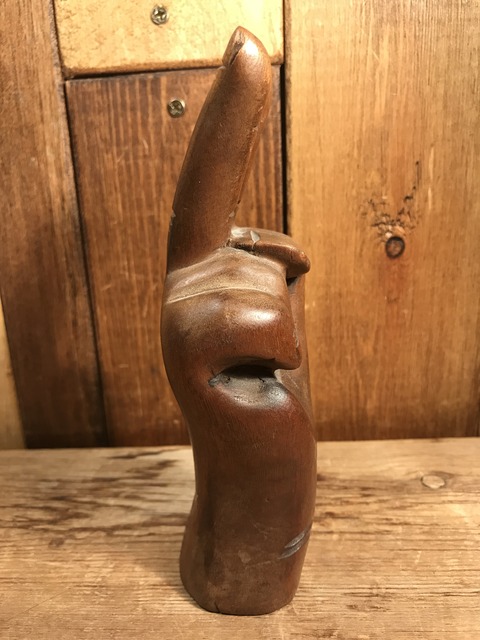 vintage wooden peace sign figurine (53)
