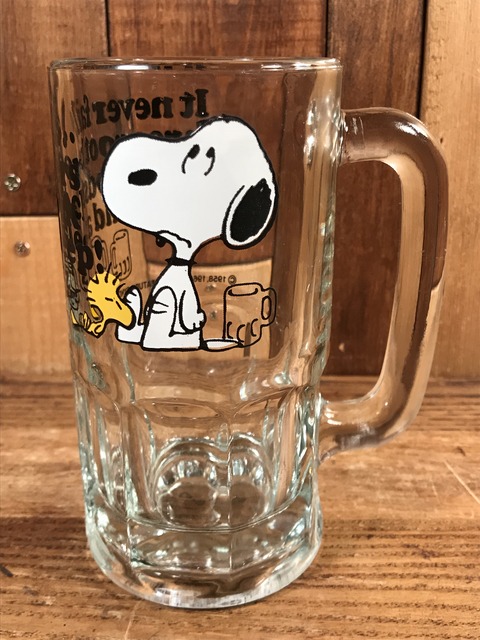 Vintage Anchor Hocking Peanuts Snoopy Glass Mug (1)