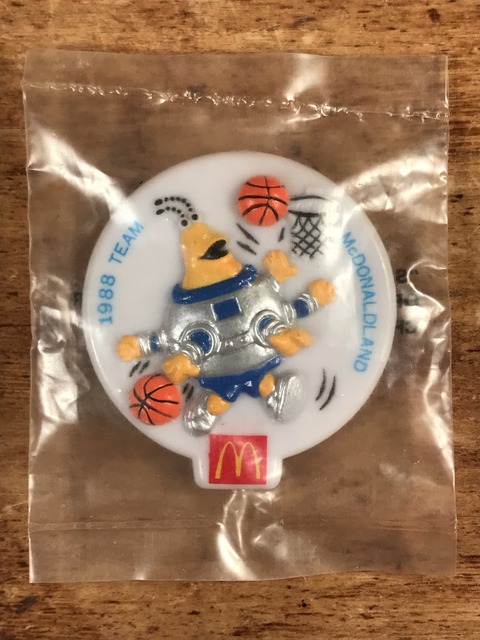 Vintage McDonaldland “CosMc” Olympic Team Clip Badge (1)