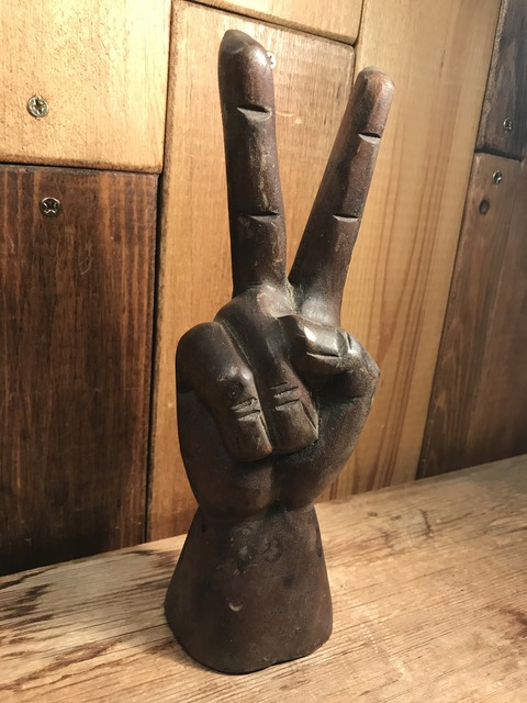 vintage wooden peace sign figurine (27)