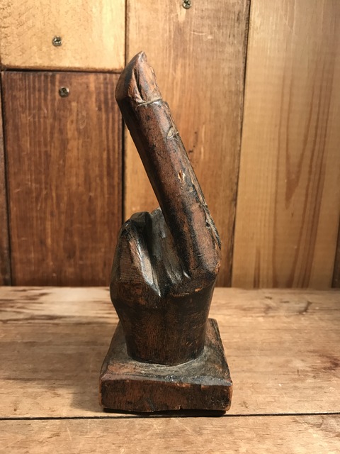 vintage wooden peace sign figurine (74)