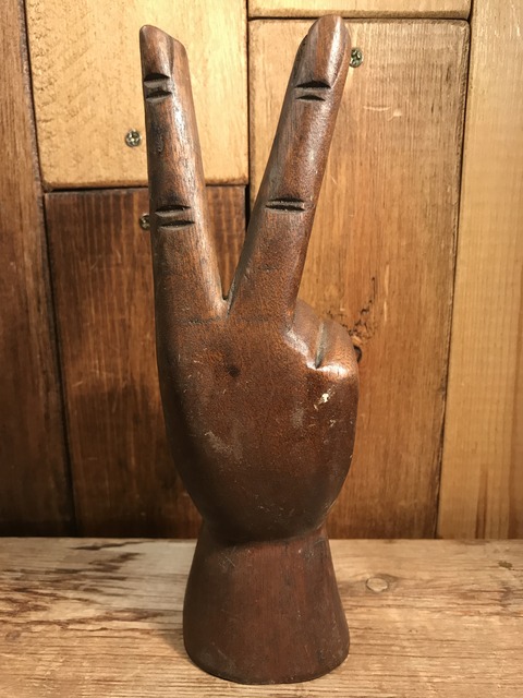 vintage wooden peace sign figurine (28)