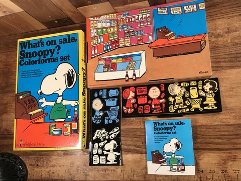 Vintage Colorforms Peanuts Snoopy Colorforms Set (10)