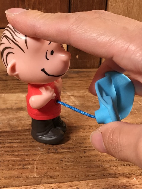Vintage McDonald's Peanuts Snoopy “Linus” Happy Meal Toy (20)