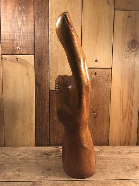 vintage wooden peace sign figurine (134)