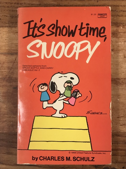 Vintage Peanuts Snoopy “It's Show Time, Snoopy” Comic Book (1)