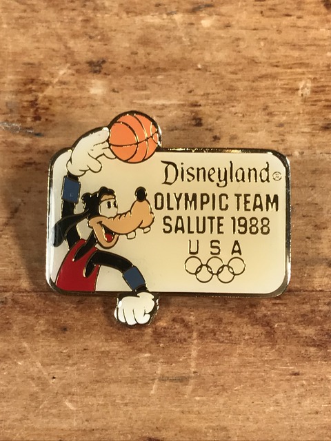 Vintage Disneyland Olympic Team Salute “Goofy” Enamel Pins (1)