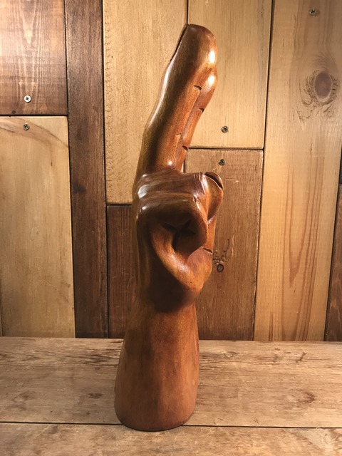 vintage wooden peace sign figurine (136)
