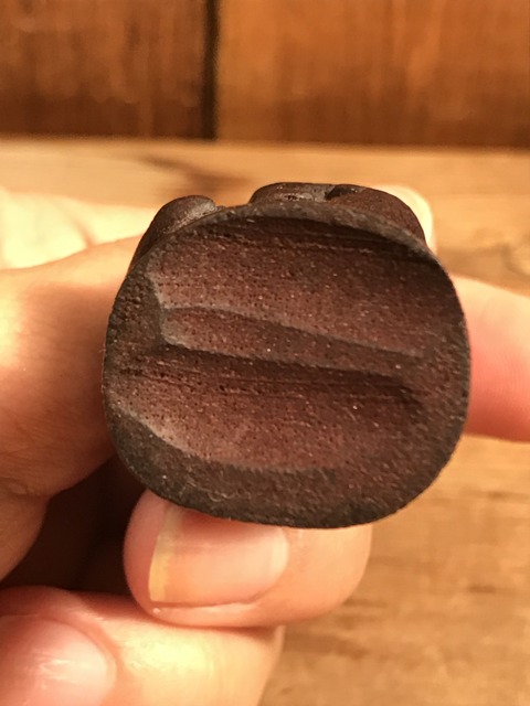 vintage wooden peace sign mini figurine (9)